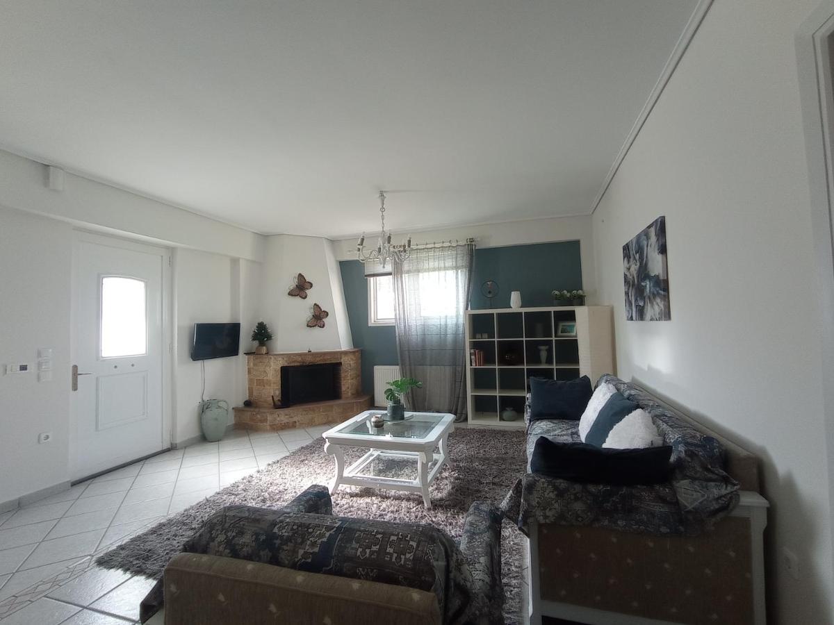 Apartament Flat With Garden Near Sea, Port And Airport Artemida  Zewnętrze zdjęcie