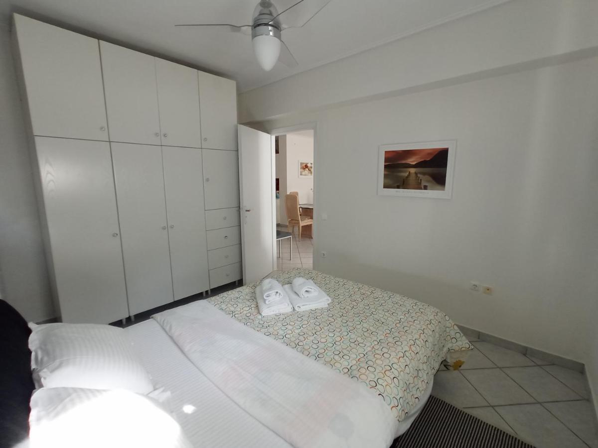 Apartament Flat With Garden Near Sea, Port And Airport Artemida  Zewnętrze zdjęcie